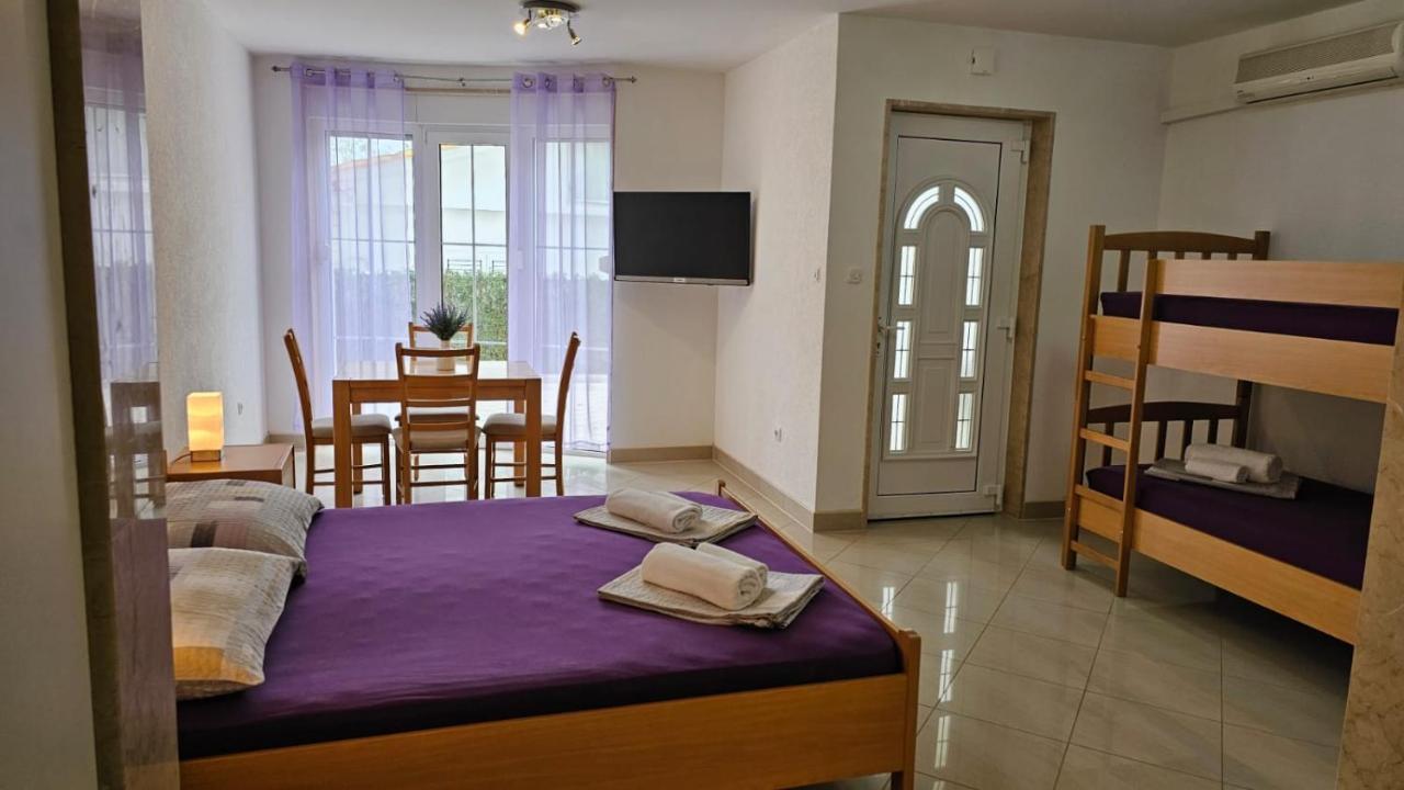 Apartmani Barnjak Trogir Exterior photo