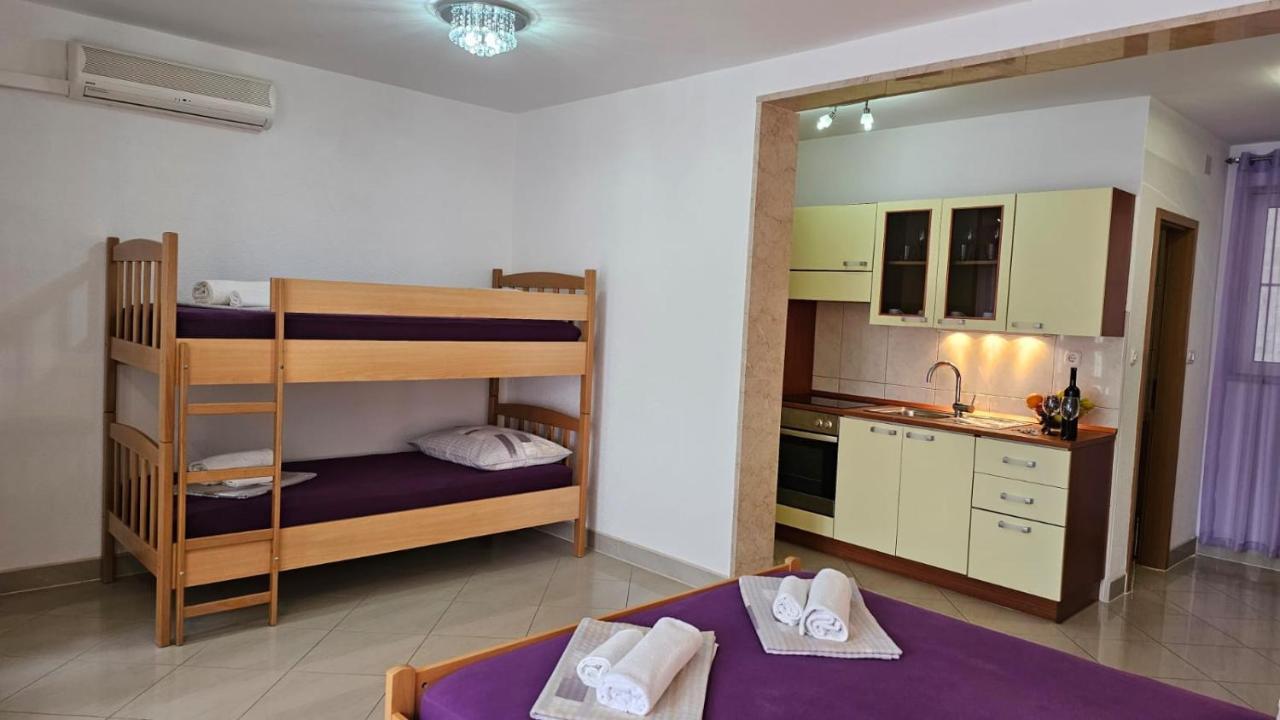 Apartmani Barnjak Trogir Exterior photo