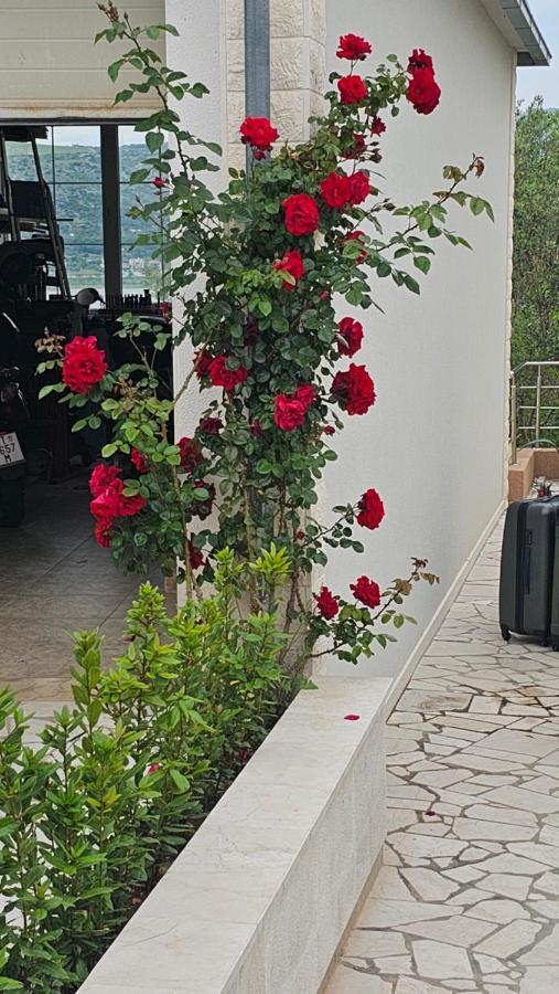 Apartmani Barnjak Trogir Exterior photo